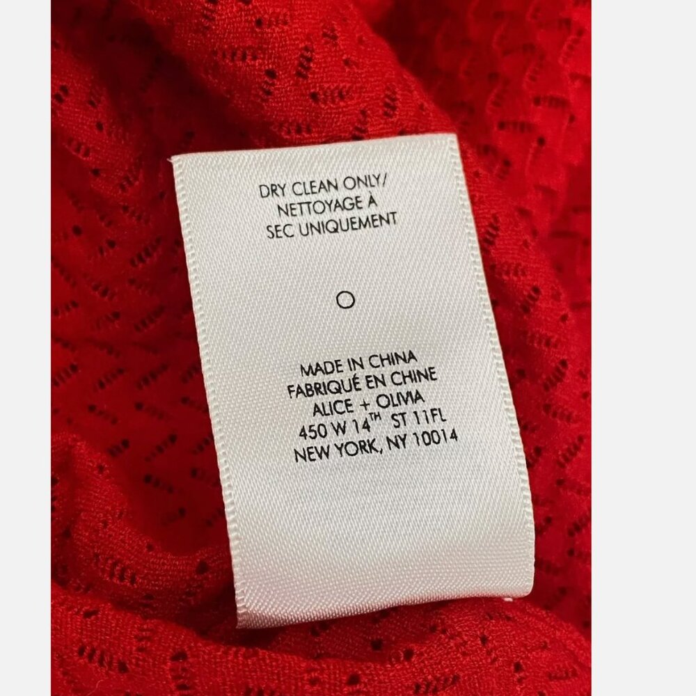 Alice + Olivia EUC Red Short Sleeve Mockneck Sweater - Picture 9 of 10